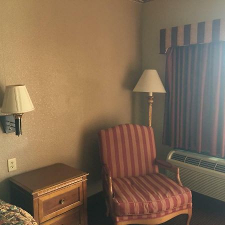 Day N Night Inn Harker Heights Buitenkant foto